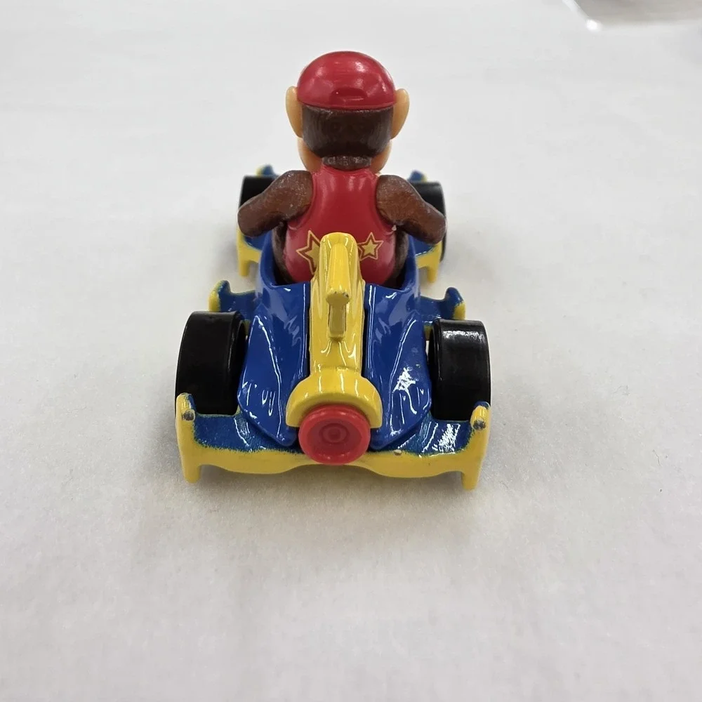 Hot Wheels Mario Kart Mach 8 1:64 Diecast Car 2018 Blue/Yellow/Red